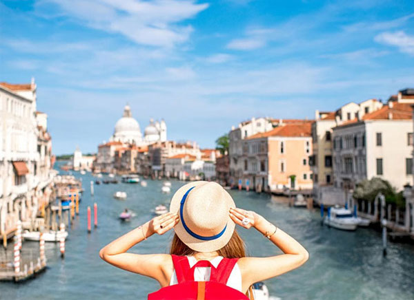 khach-san-que-toi-soc-trang-9-tips-cho-viec-lua-chon-khach-san-danh-cho-chuyen-du-lich-mot-minh