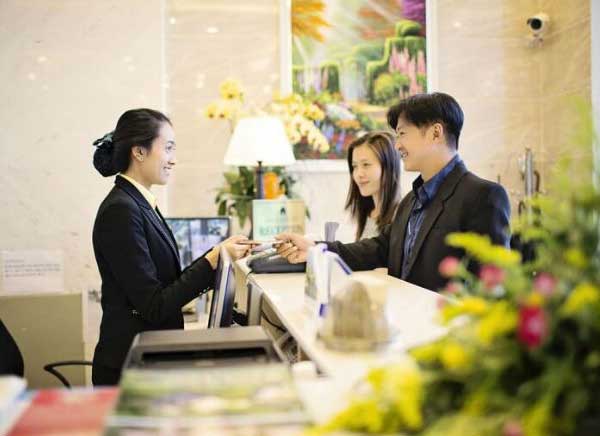 khach-san-que-toi-soc-trang-check-in-khach-san-nhung-quen-mang-cmnd-phai-lam-sao