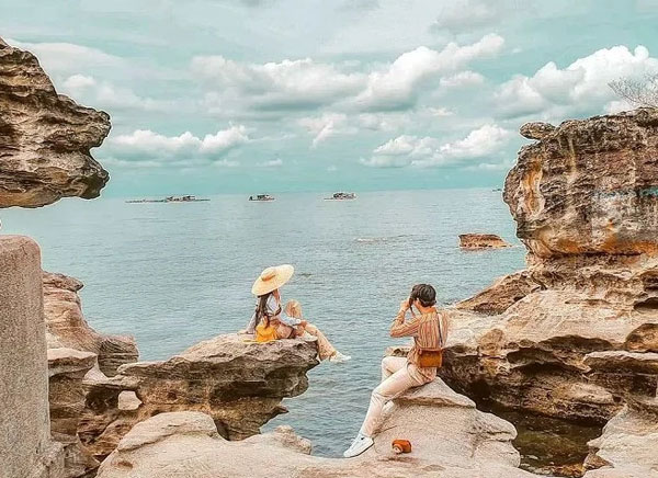 khach-san-que-toi-soc-trang-di-ngay-phu-quoc-de-kham-pha-10-dieu-hap-dan